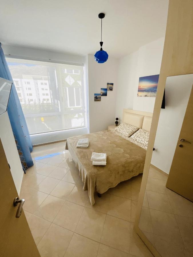 Madernas Bernad Apartment Orikum Bagian luar foto