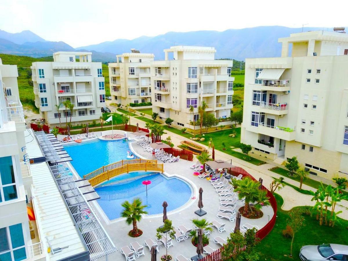 Madernas Bernad Apartment Orikum Bagian luar foto